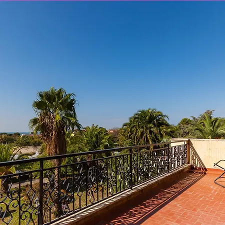 Viuli Bed and Breakfast 3*